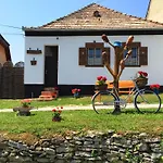 Case de vacanță Bakonyi Kis-lak *